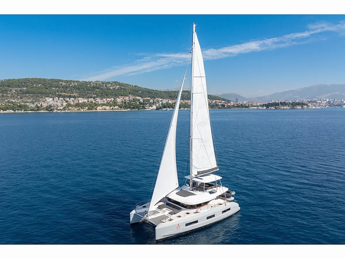 Lagoon 55 (2025)