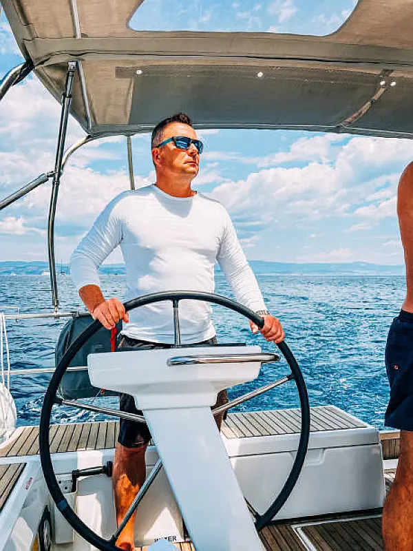 Rent a boat with skipper